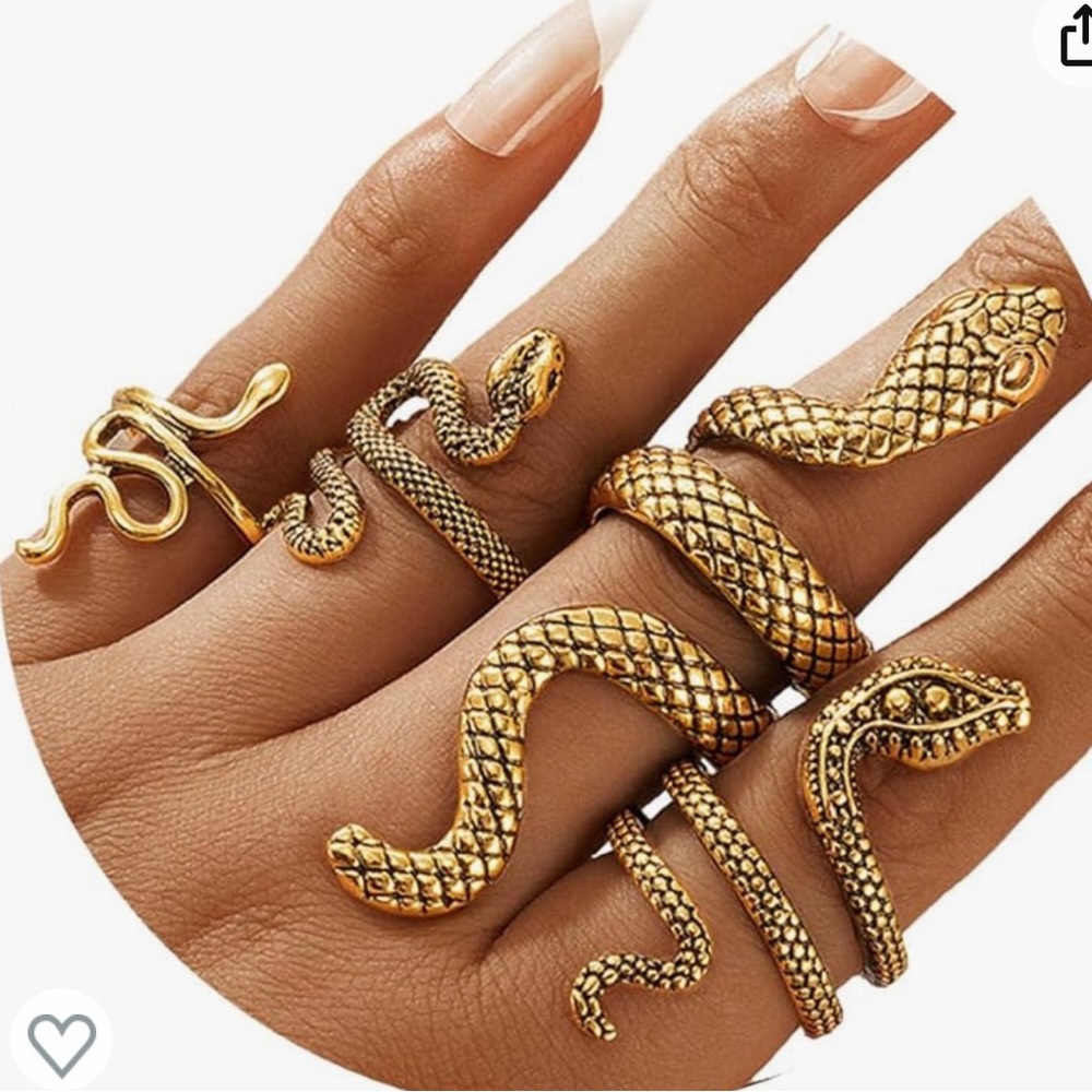 Gold snake jewelry (eras tour- reputation)